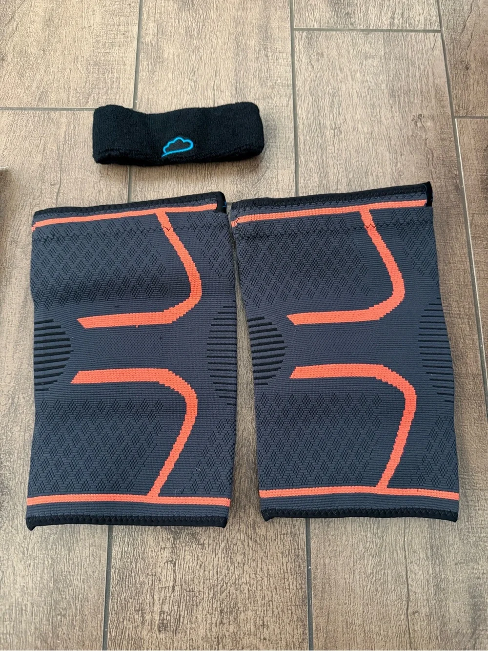 Modvel Compression Knee Sleeves – Black with Orange Accents Unisex Sz Large
